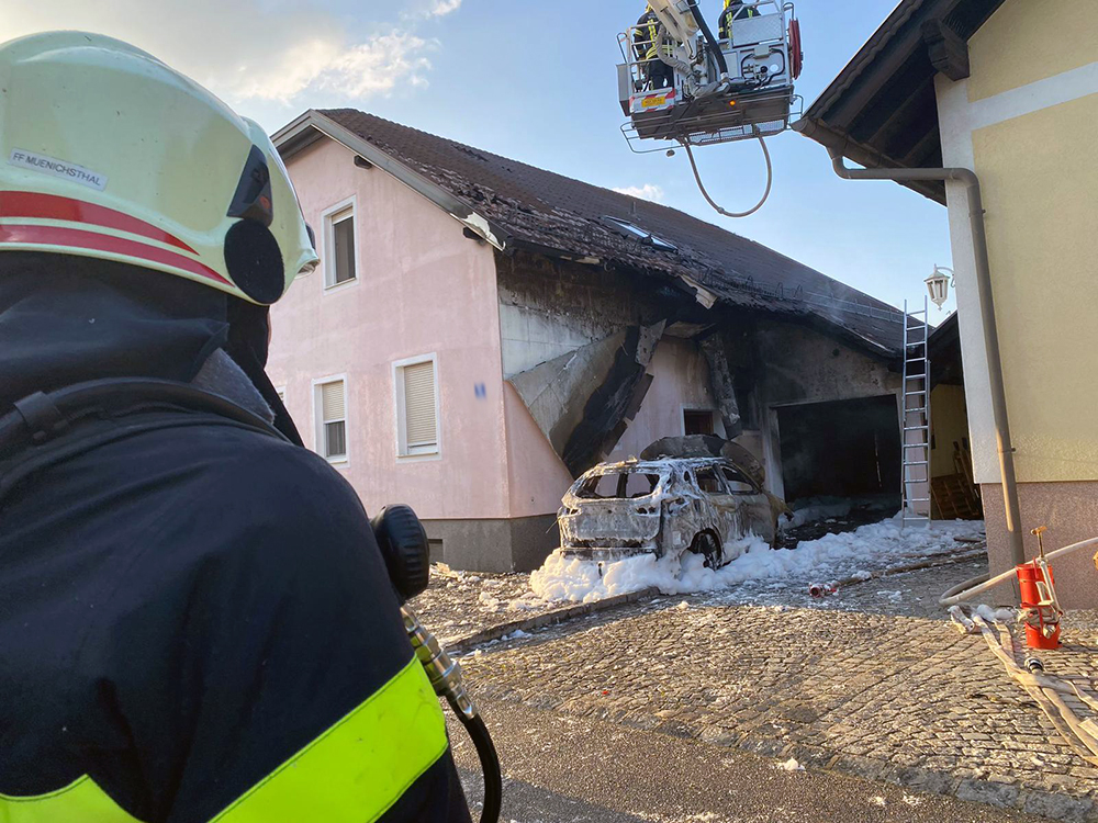 Wohnhausbrand (B3) in Obersdorf