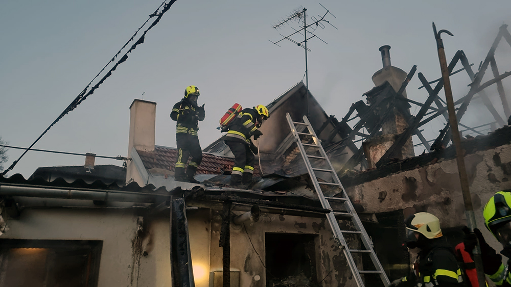 Wohnhausbrand (B3) in Riedenthal